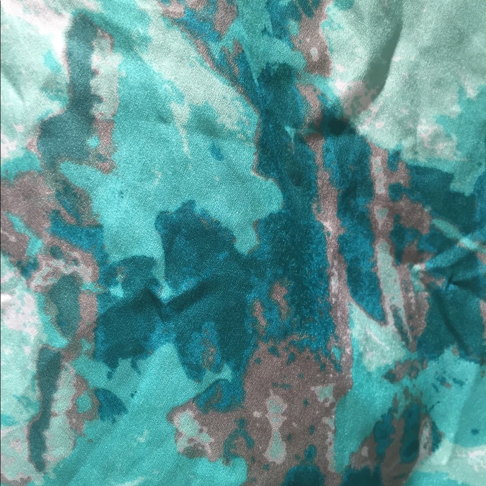 Turquoise Top - Picture 3 of 5